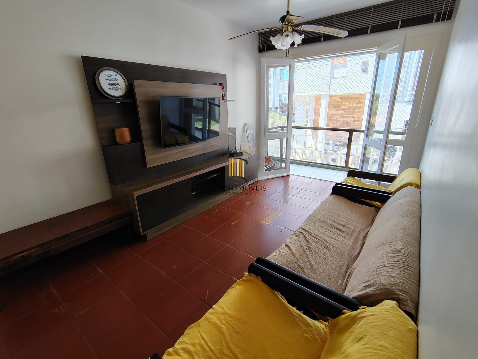 Apartamento de 1 dormitório, 52 m² de área privativa, com excelente localização e infraestrutura completa.