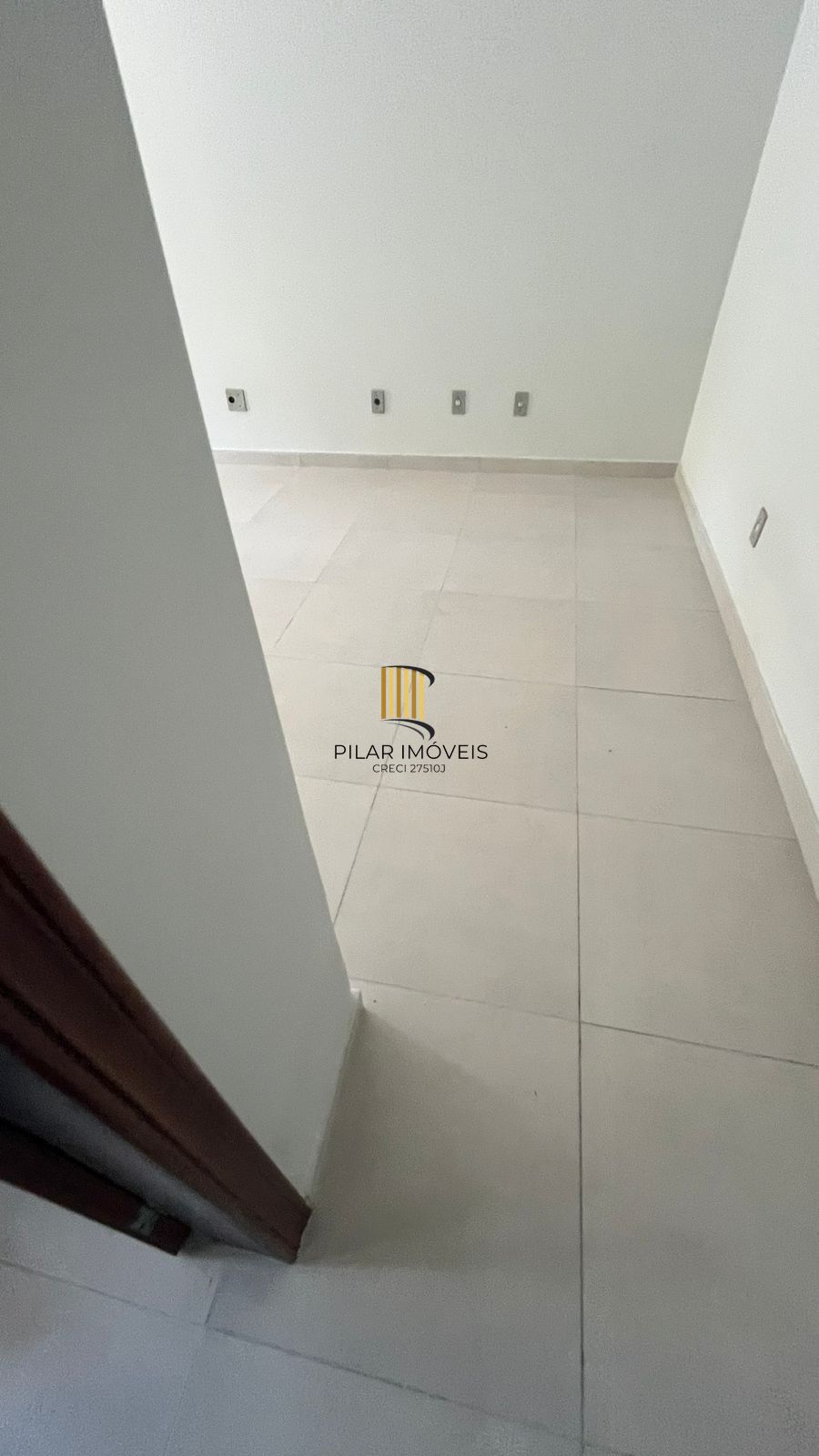 Apartamento com sacada, Bairro Nossa Senhora das Graças, Canoas/RS