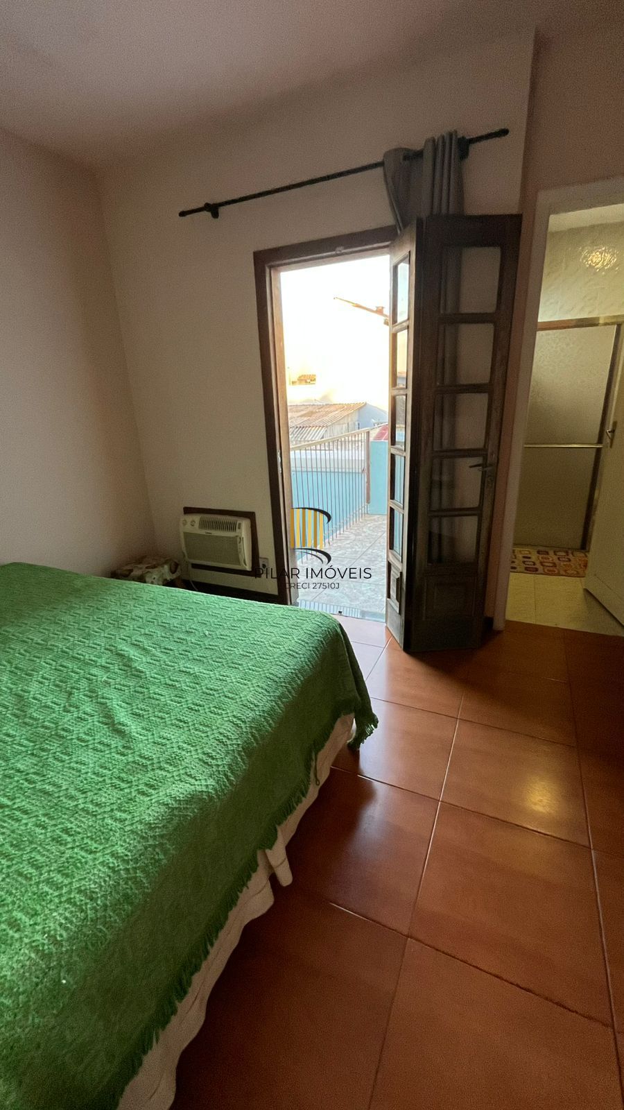 Casa de 03 dormitórios com suíte, Bairro Camaquã, Porto Alegre/RS