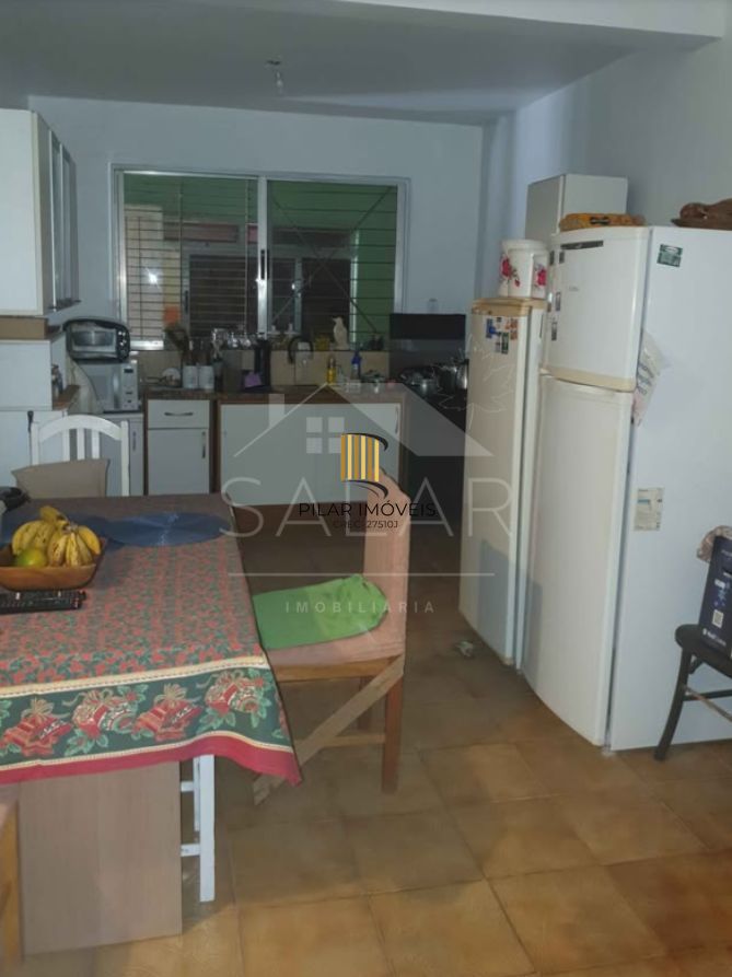 Casa de 02 pavimentos, Bairro Jardim Algarve, Porto Alegre/RS