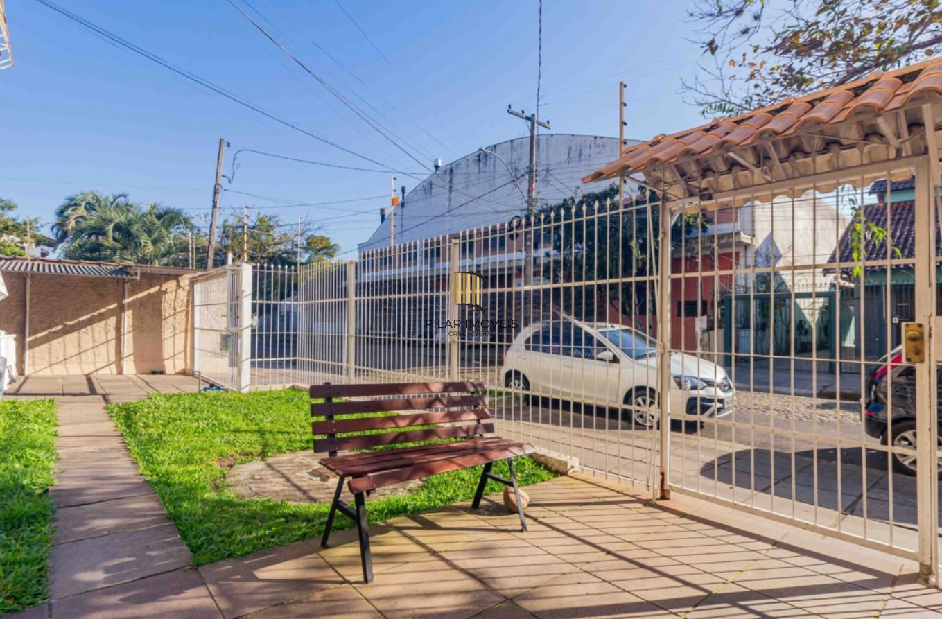 Viva com conforto e praticidade em um charmoso apartamento de 01 dormitório no Bairro Sarandi, em Porto Alegre.