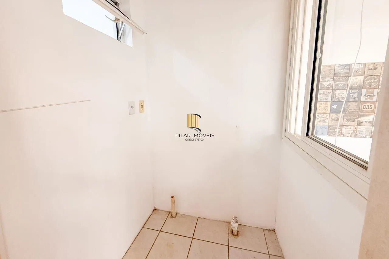 Casa de Condomínio 2 dormitórios no bairro Passo da Areia