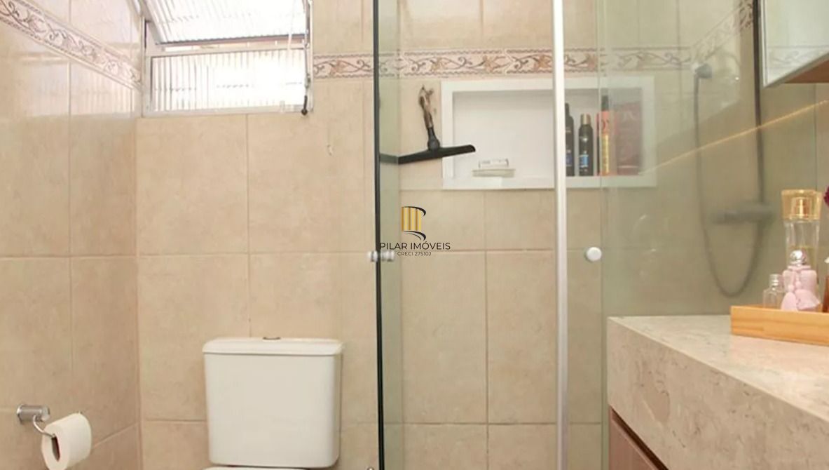 Apartamento com sacada, Bairro Santana, Porto Alegre/RS