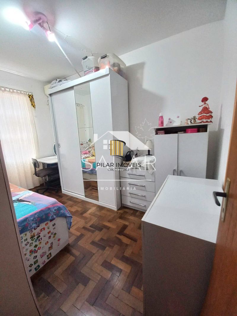 Apartamento de 02 dormitórios no Bairro Vila Ipiranga, Porto Alegre, Rio Grande do Sul
