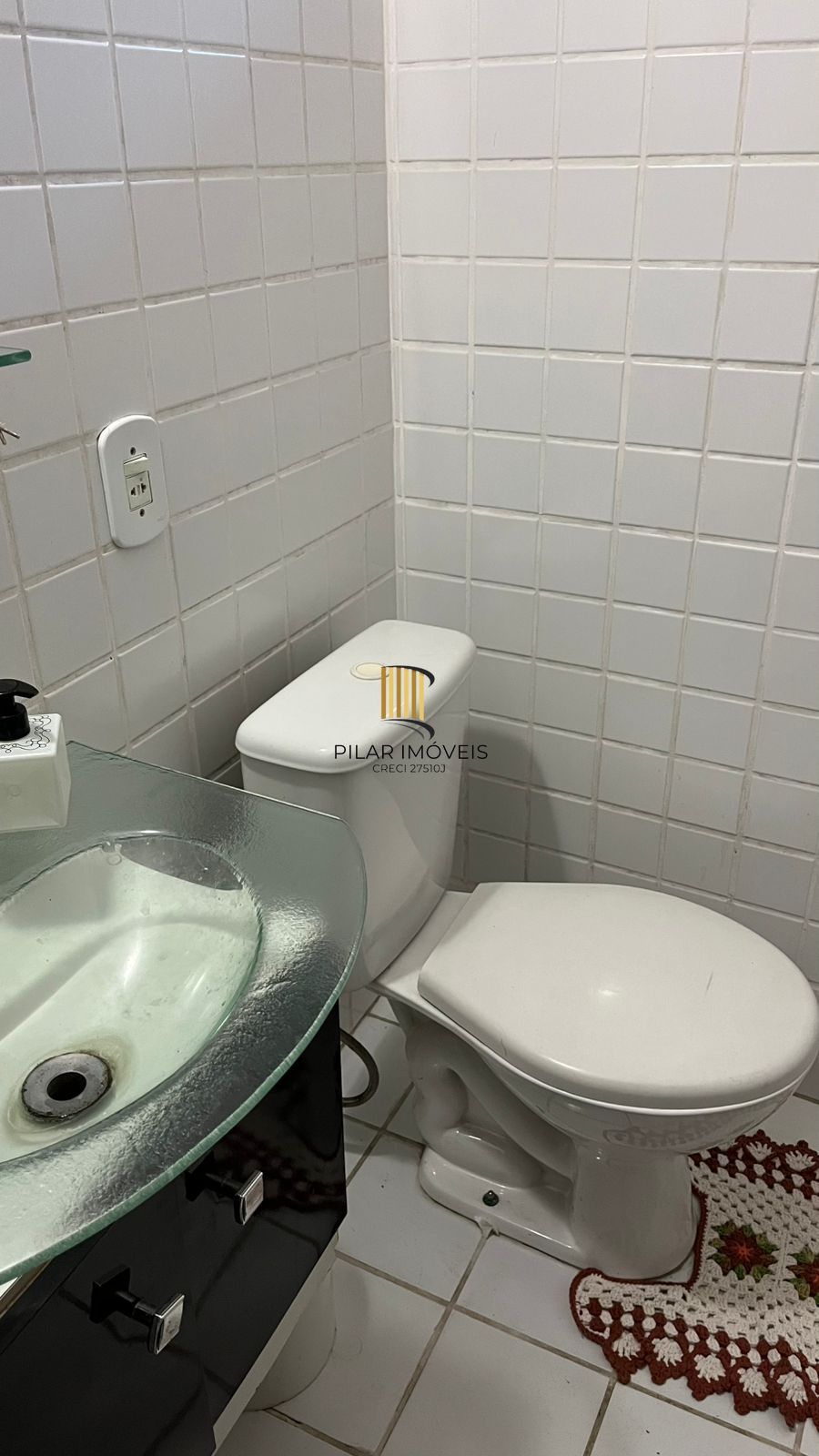 Casa de 03 dormitórios com suíte, Bairro Camaquã, Porto Alegre/RS