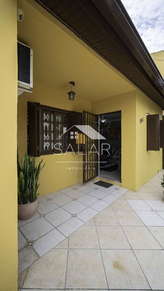 Casa com 02 pavimentos, 03 dormitórios, Bairro Intercap, Porto Alegre, Rio Grande do Sul