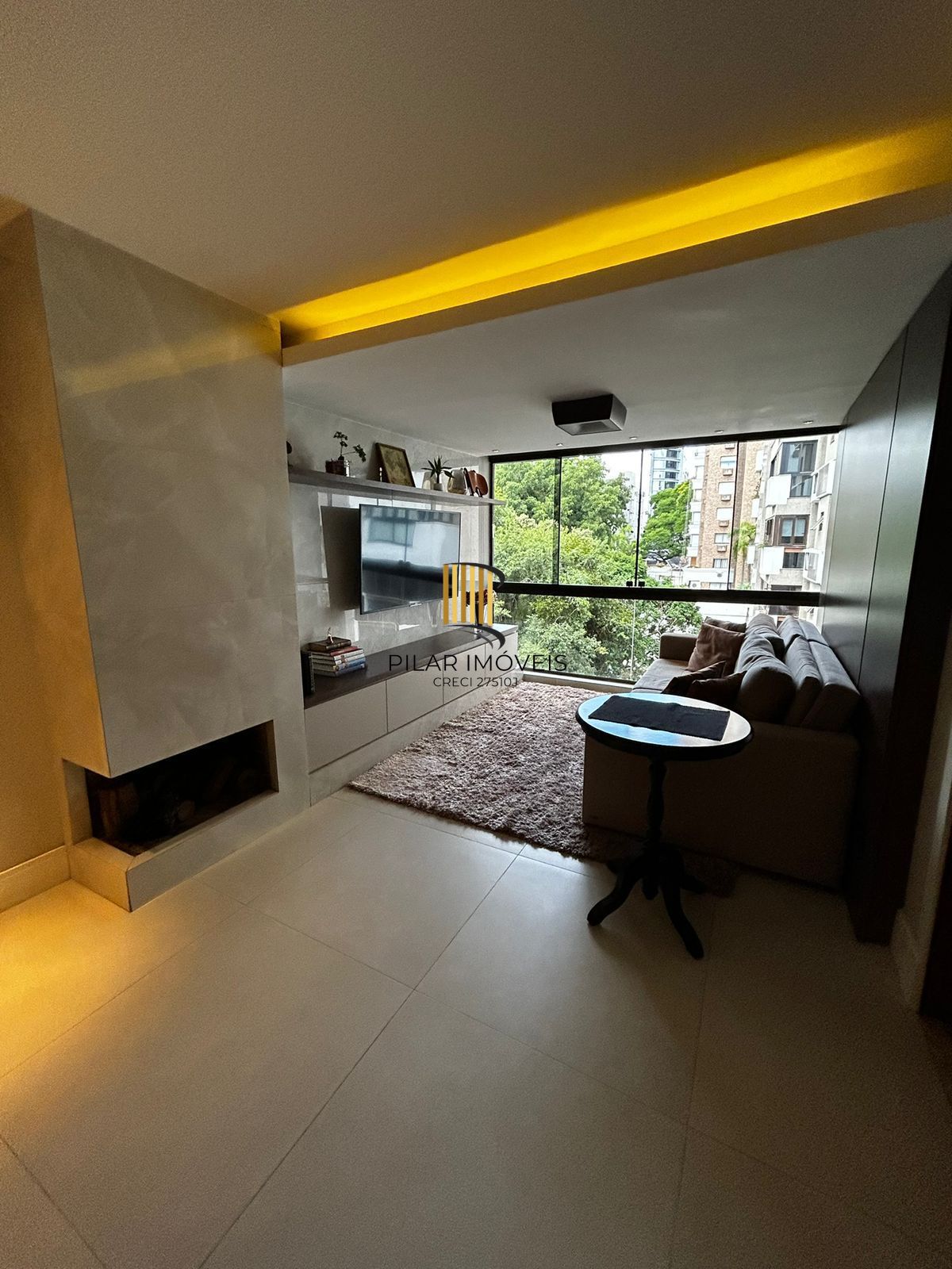 Amplo Apartamento de 183m² na Anita Garibaldi com 2 Vagas, Depósito e Projeto para Cobertura