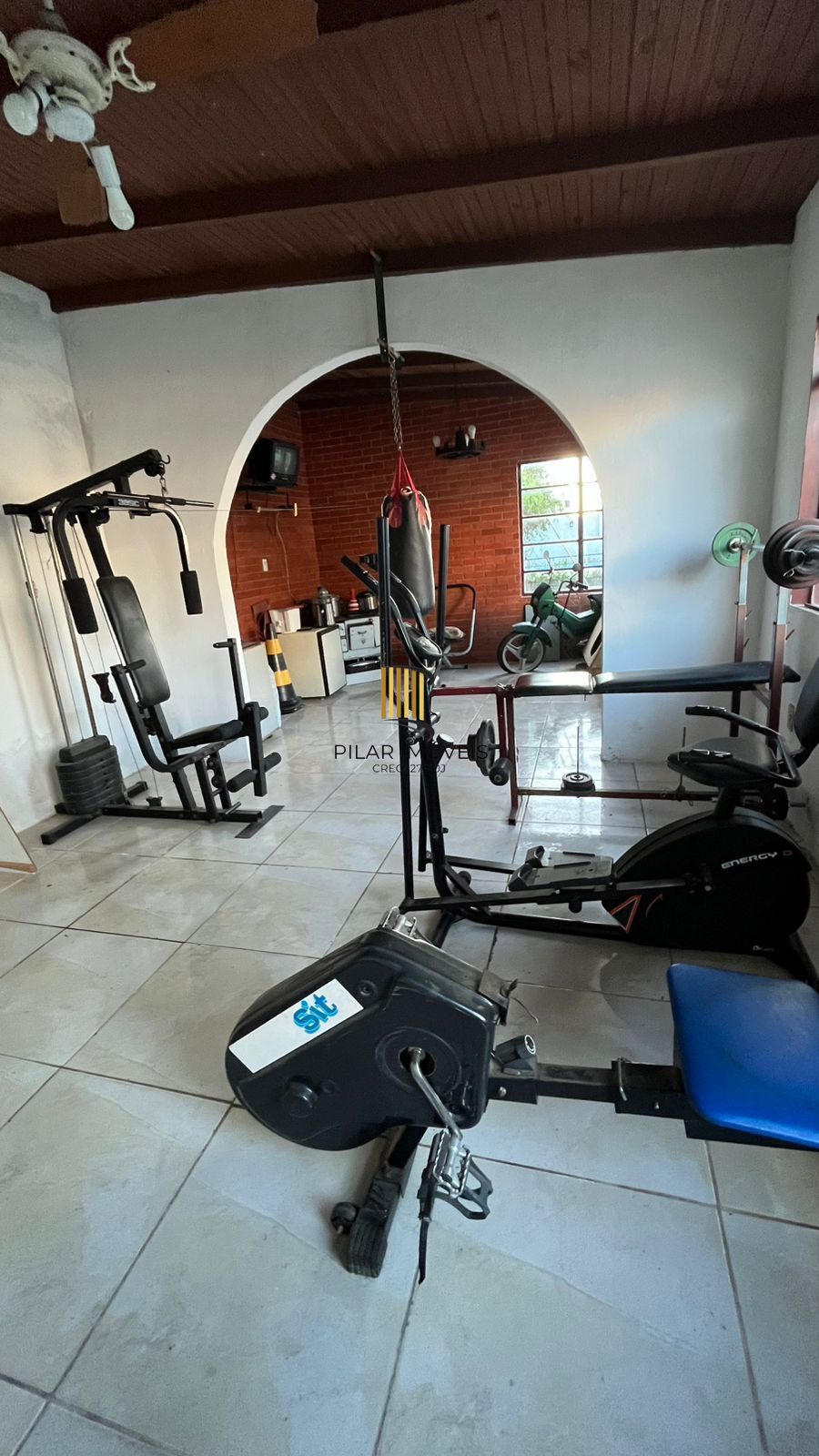 Casa de 03 dormitórios com suíte, Bairro Camaquã, Porto Alegre/RS