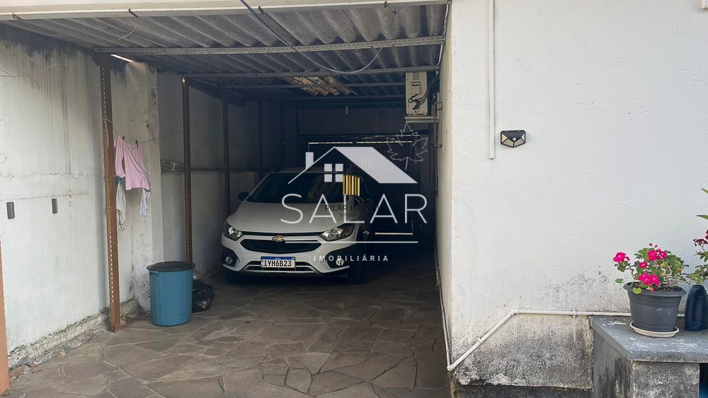 Terreno com duas casas no pátio, Bairro Teresópolis, Porto Alegre, Rio Grande do Sul