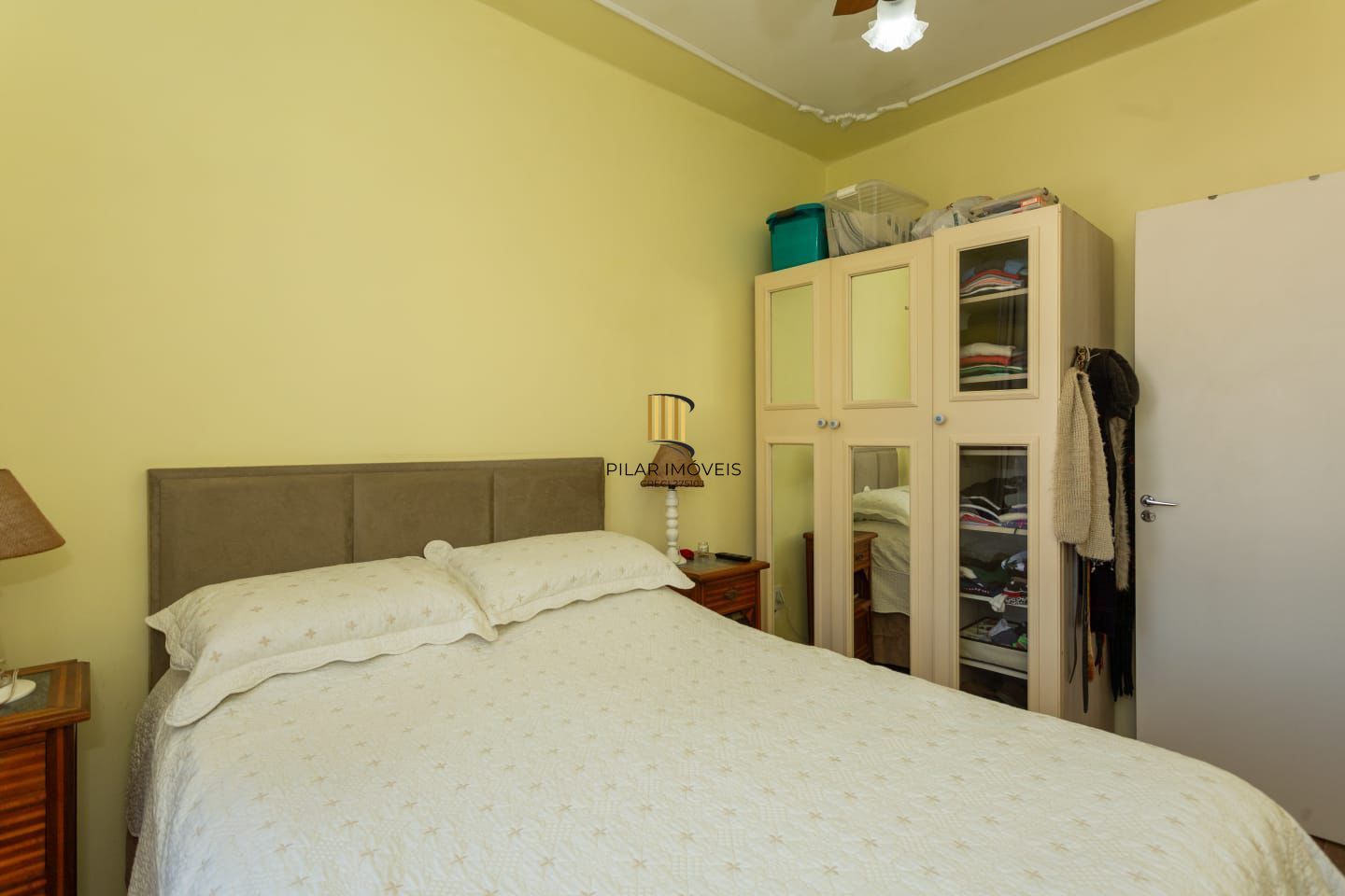 Apartamento 02 dormitórios, Bairro Menino Deus, Porto Alegre/RS