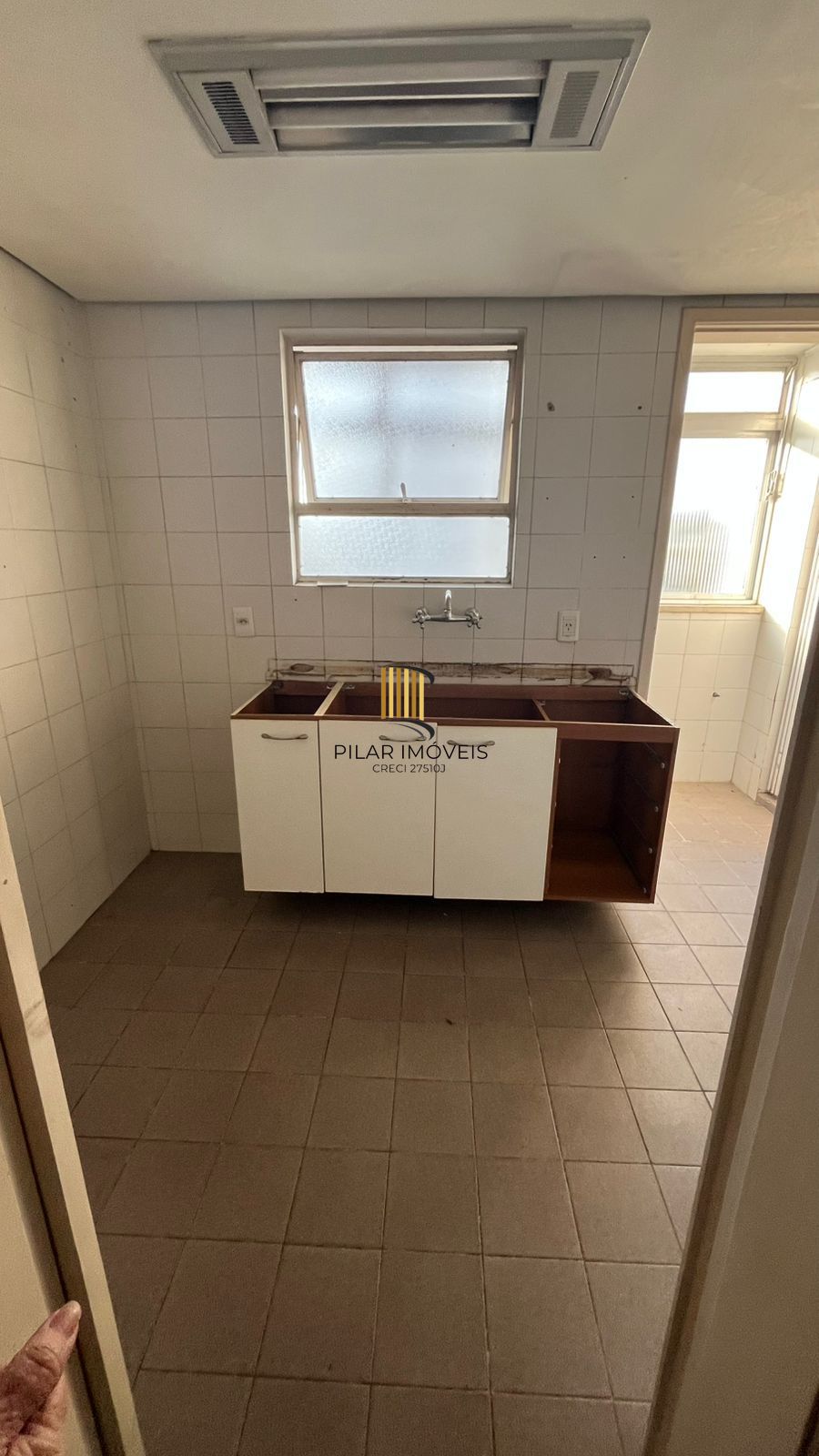 Apartamento de 02 dormitórios, Bairro Medianeira, Porto Alegre/RS