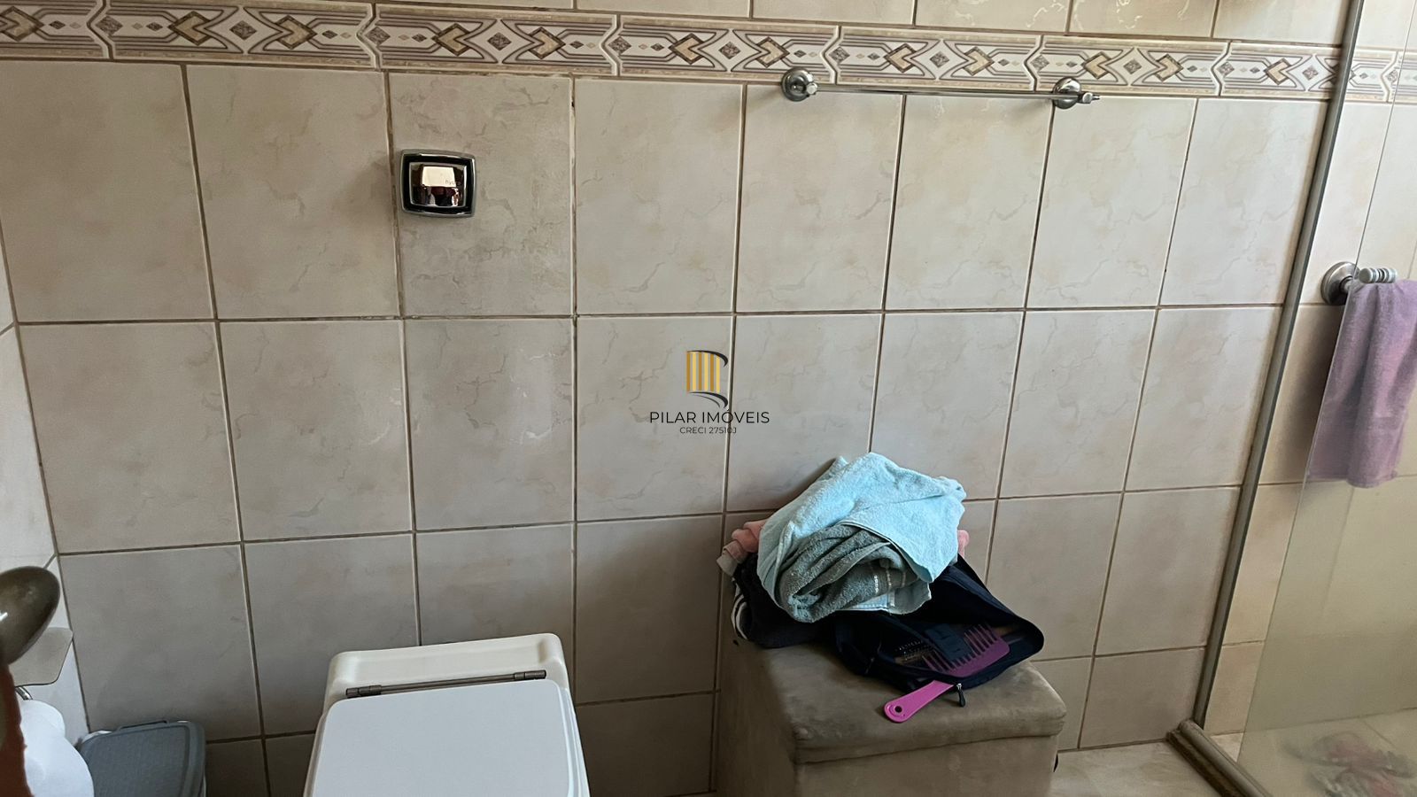 Terreno com duas casas no pátio, Bairro Teresópolis, Porto Alegre, Rio Grande do Sul