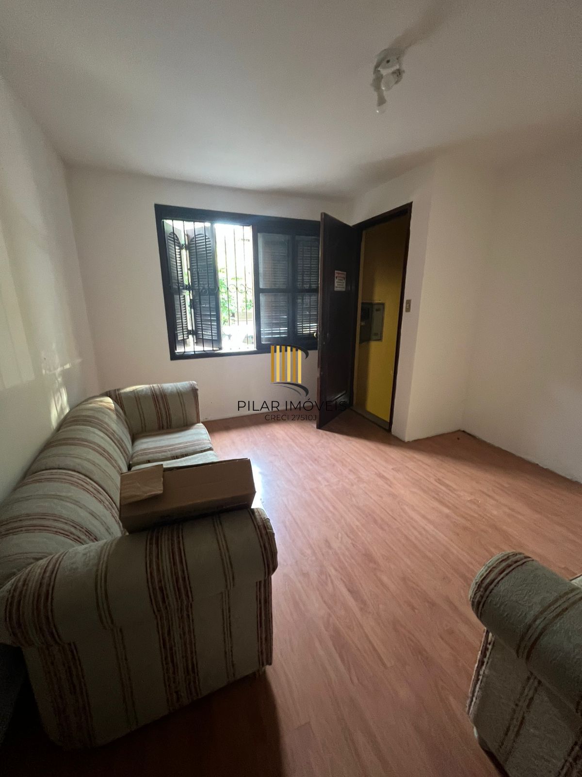 Casa ampla com potencial residencial e comercial | 220m² | Porto Alegre, Rio Grande do Sul