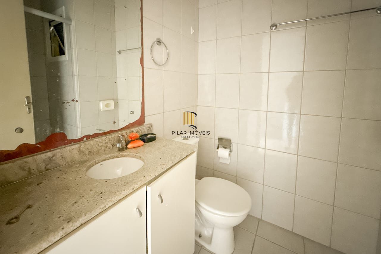 Casa de Condomínio 2 dormitórios no bairro Passo da Areia