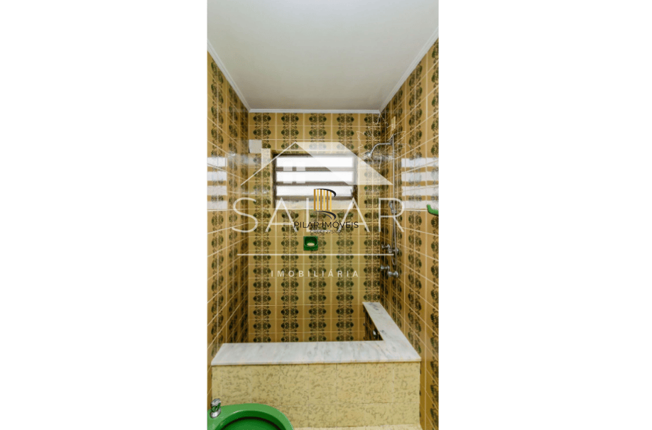 Casa em ótima localização, com 201m², Bairro Medianeira, Porto Alegre/RS