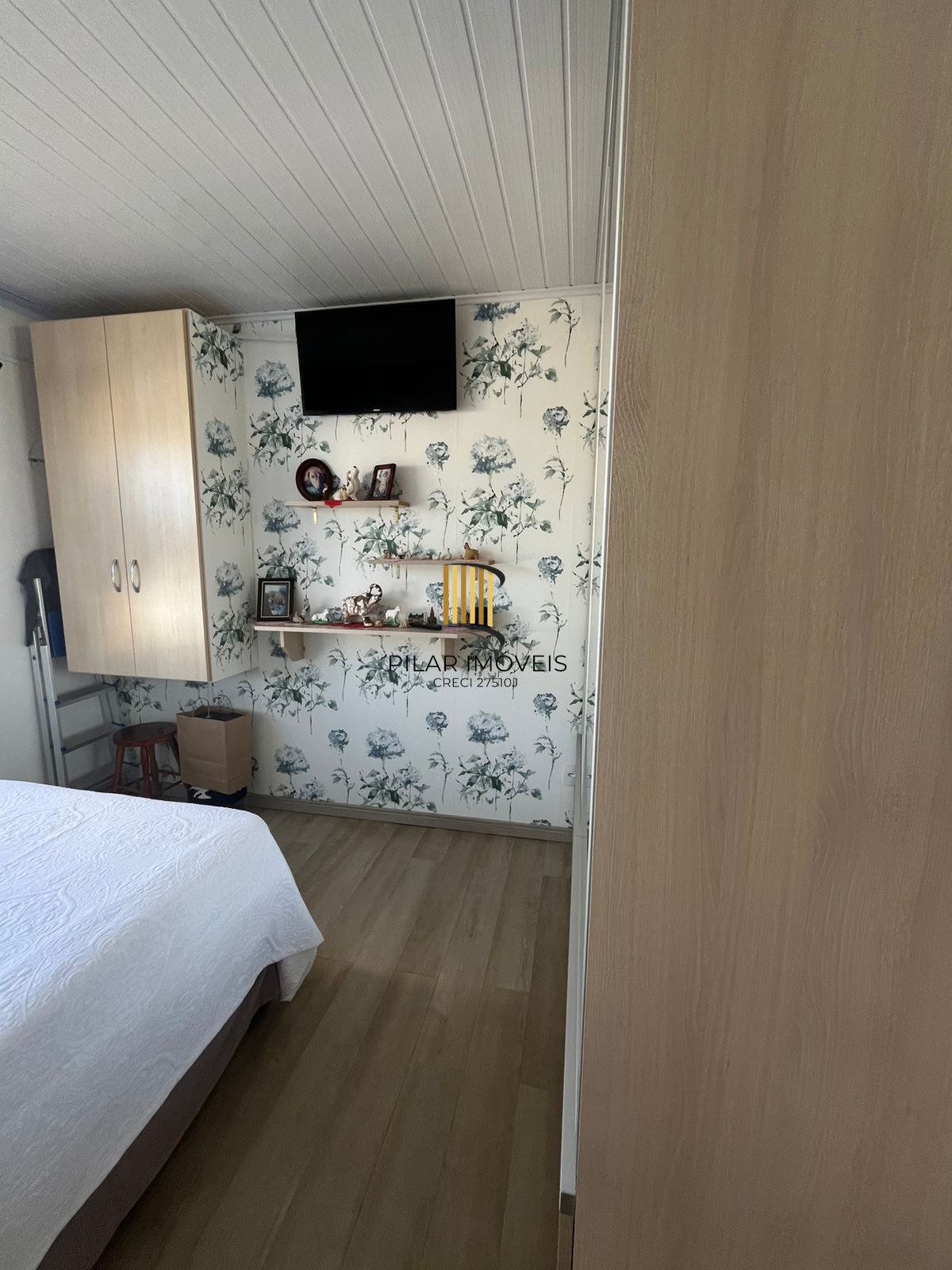 Condomínio Diferenciado na Jardim Leopoldina com Apartamento Totalmente Reformado