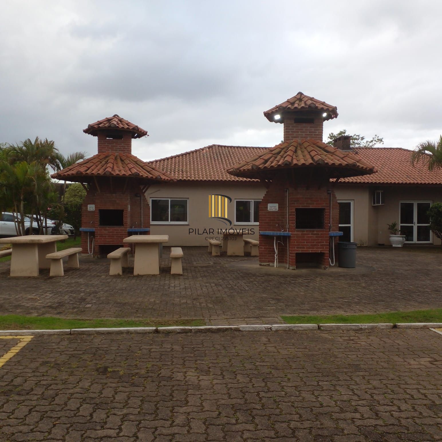 Excelente sobrado de 02 dormitórios, Bairro Rio Branco, Canoas/RS