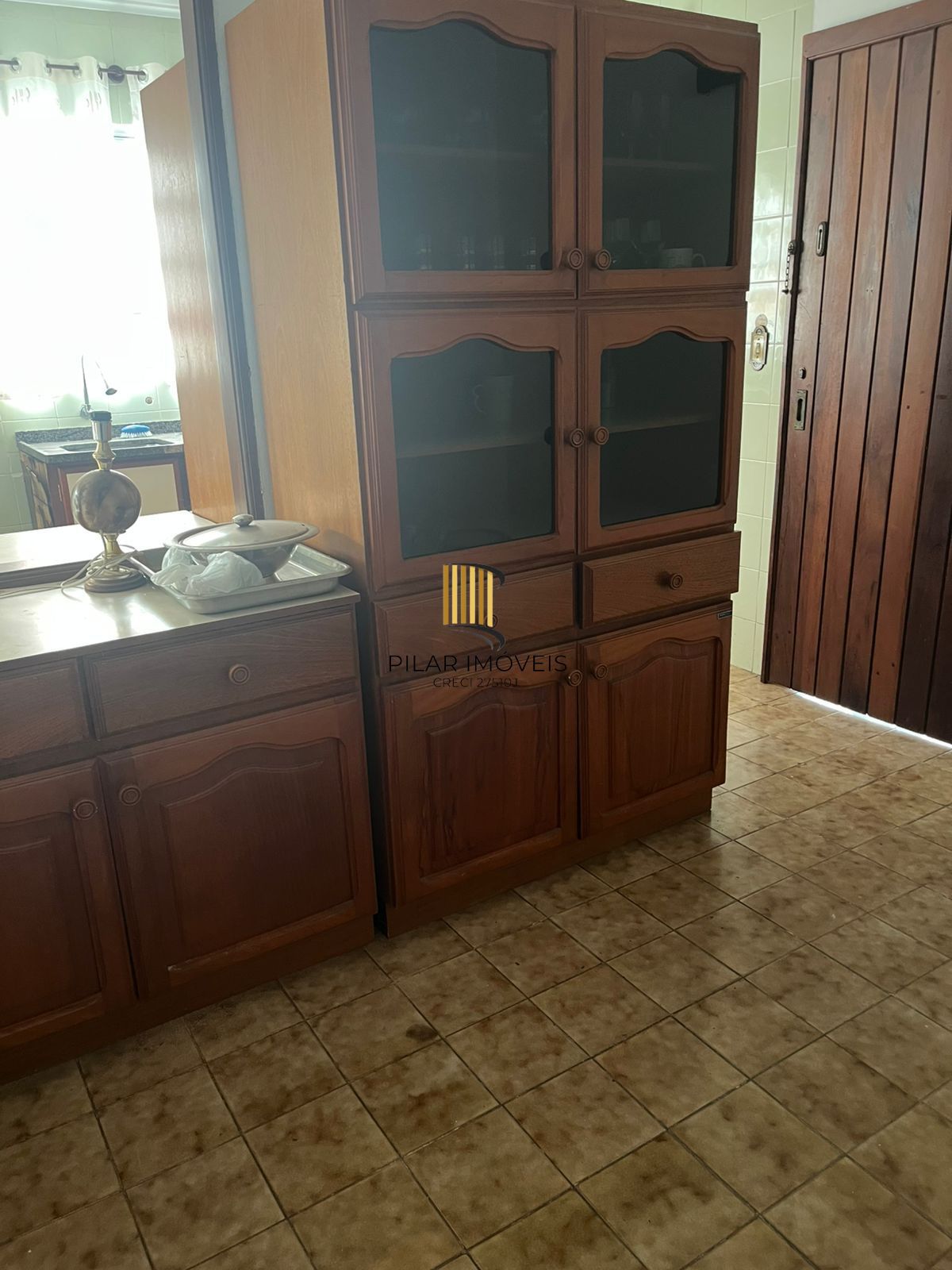 Casa ampla com potencial residencial e comercial | 220m² | Porto Alegre, Rio Grande do Sul