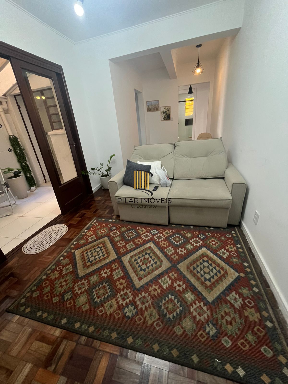 Apartamento mobiliado no Navegantes – 61,15m² privativos, ideal para morar ou investir