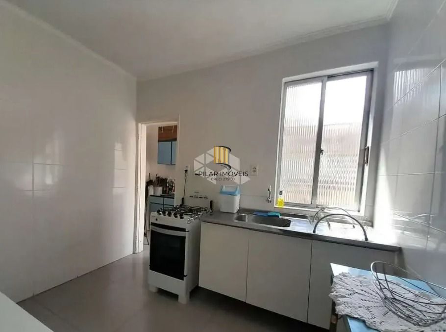 Apartamento 1 dormitório, semimobiliado, reformado, no Bairro navegantes, Porto Alegre/RS