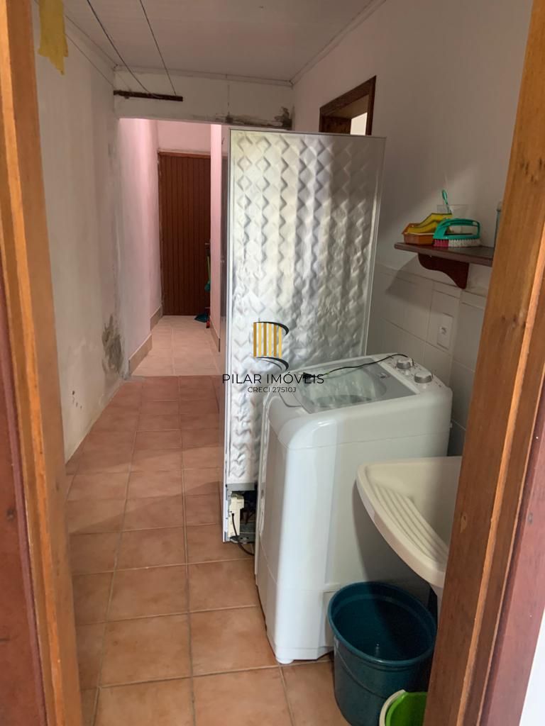 Casa com Piscina e Espaço Gourmet à Venda em  – 3 Dormitórios | Mariluz Plano D