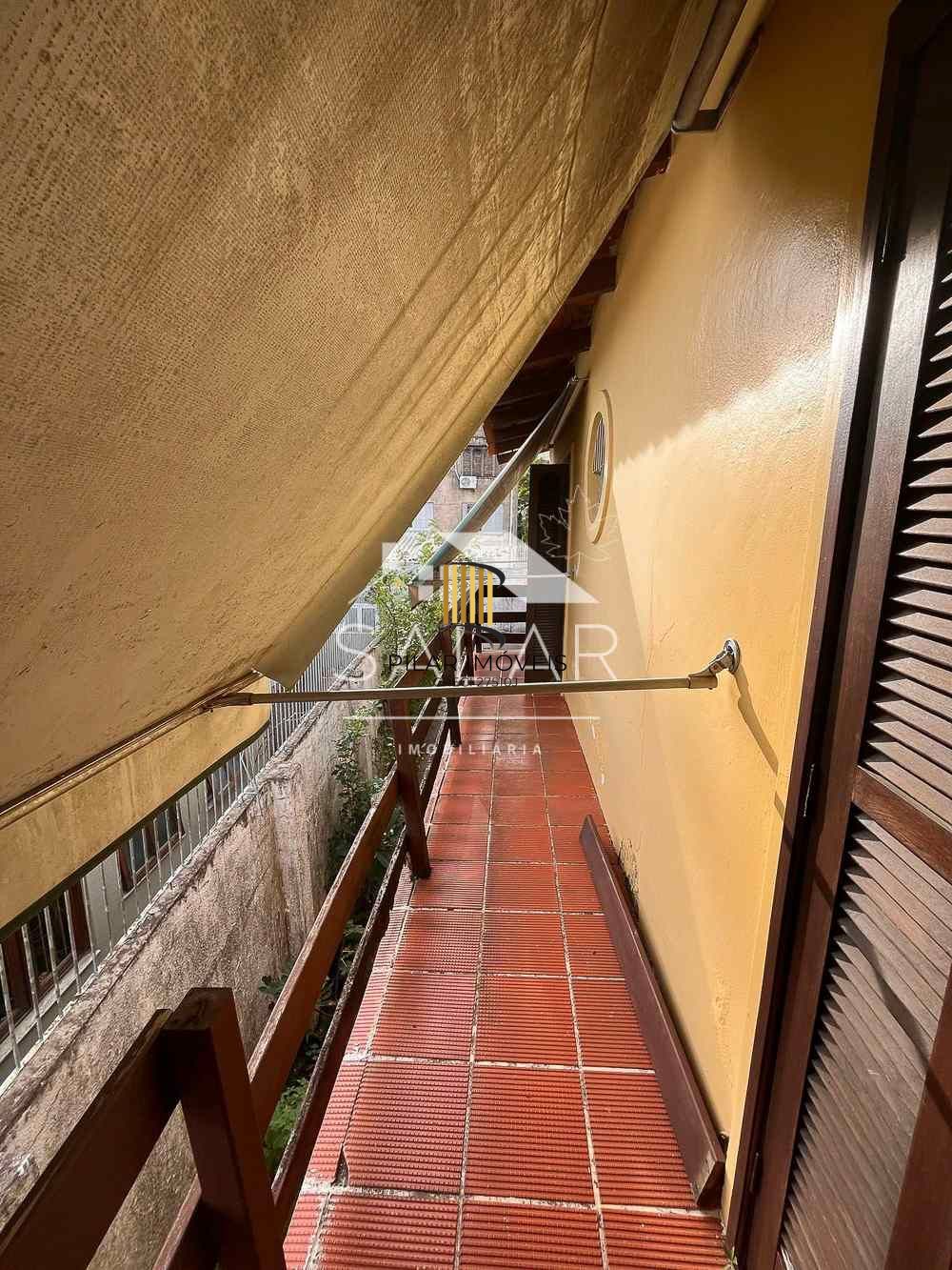 Casa com 220m², 3 quartos, Bairro Azenha, Porto Alegre, Rio Grande do Sul