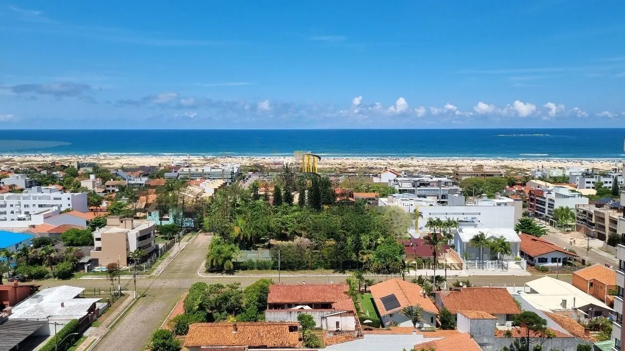 Amplo Apartamento de 3 Dormitórios com 151m² no Centro de Torres