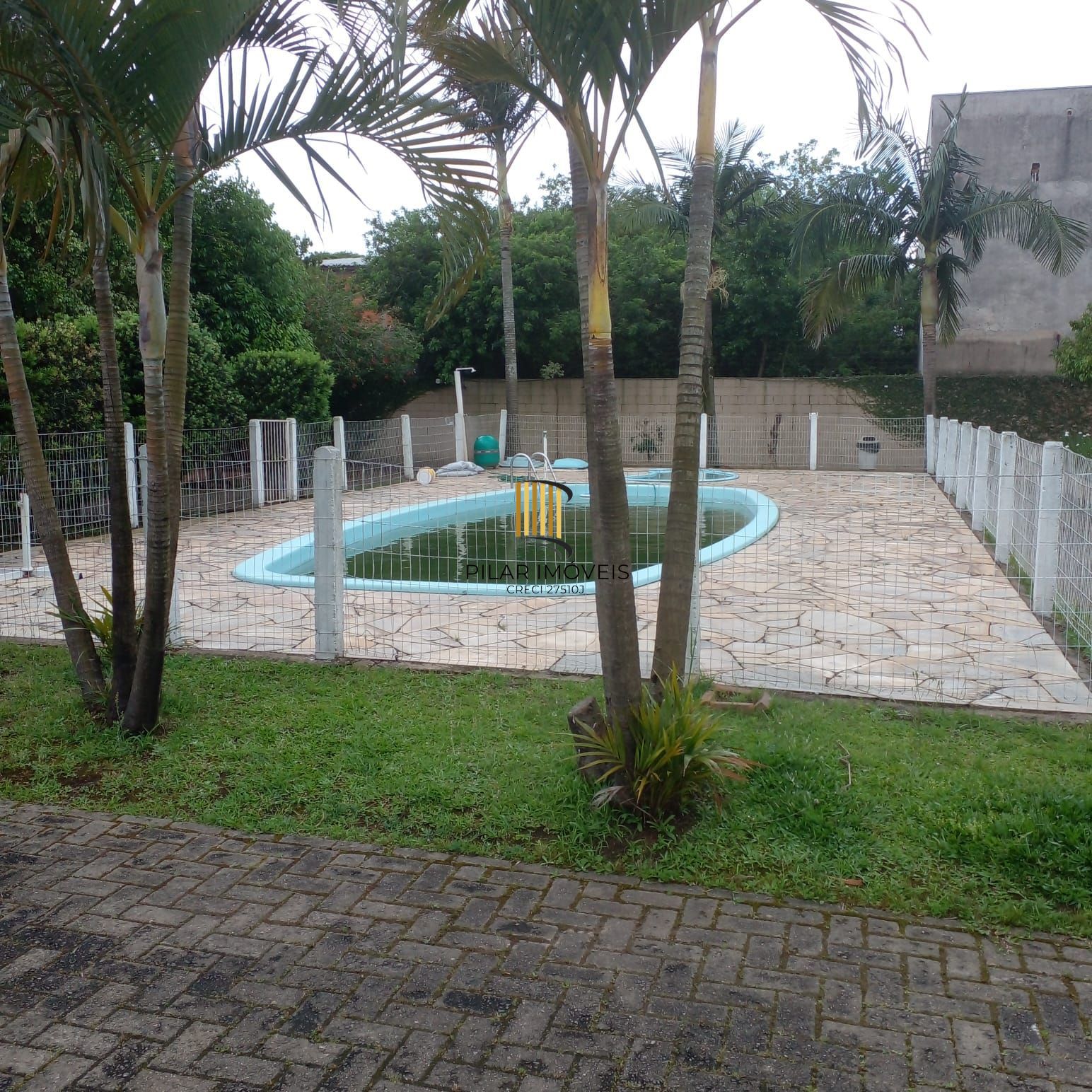 Excelente sobrado de 02 dormitórios, Bairro Rio Branco, Canoas/RS