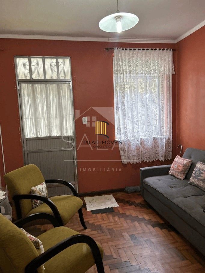 Apartamento desocupado e pronto para morar, 03 dormitórios, bairro IAPI