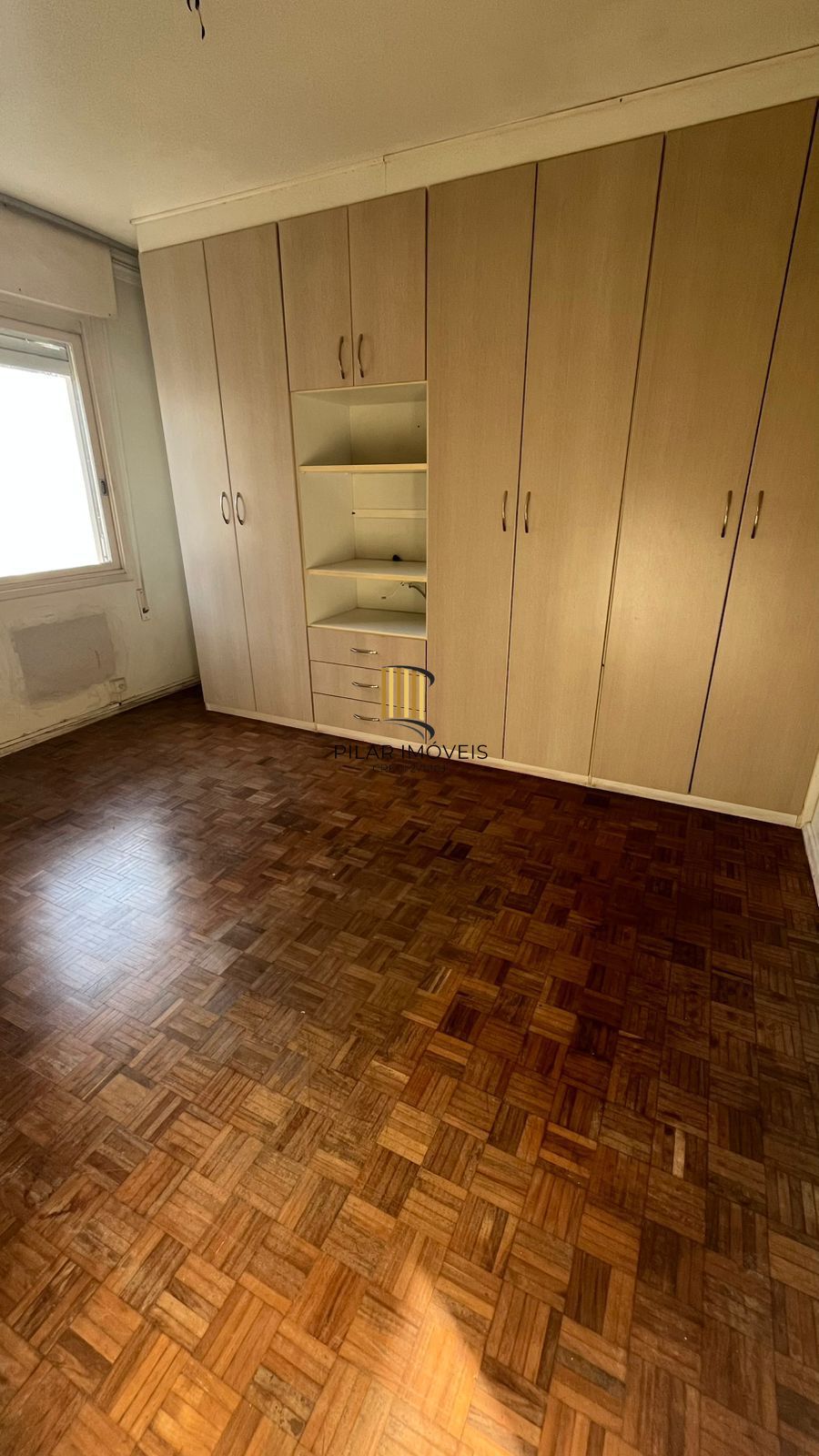 Apartamento de 02 dormitórios, Bairro Medianeira, Porto Alegre/RS