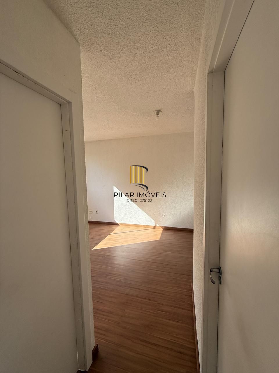 Excelente apartamento reformado, com 2 dormitórios, Vila São Borja, Porto Alegre/RS