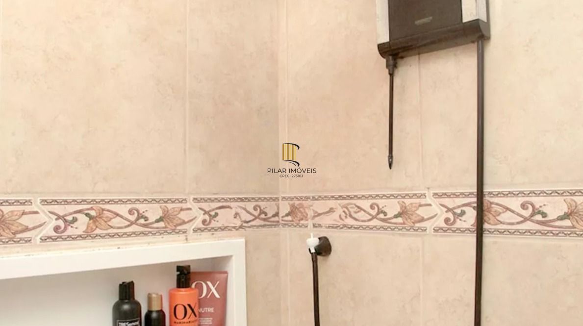 Apartamento com sacada, Bairro Santana, Porto Alegre/RS