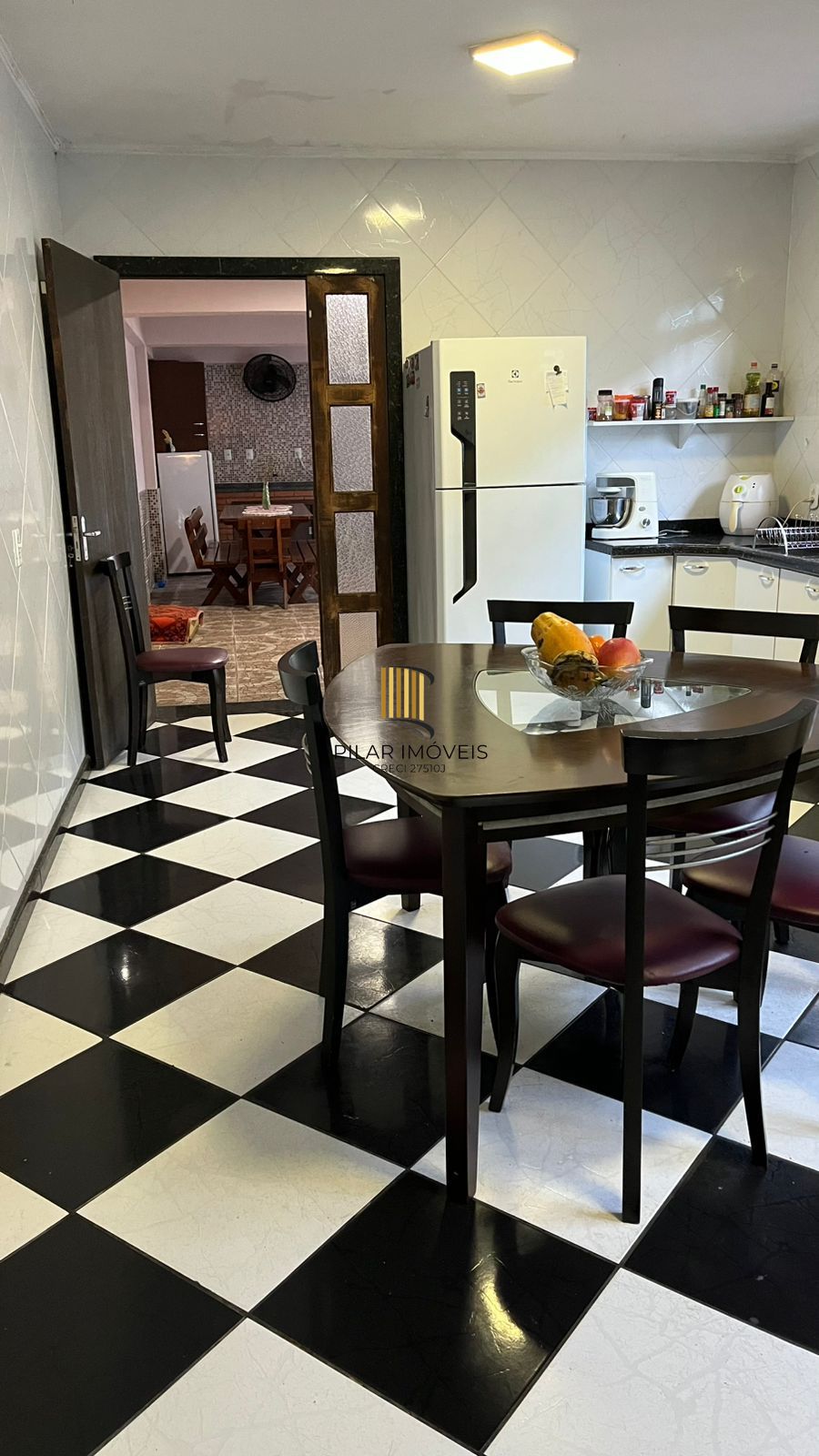 Casa de 03 dormitórios com suíte, Bairro Camaquã, Porto Alegre/RS