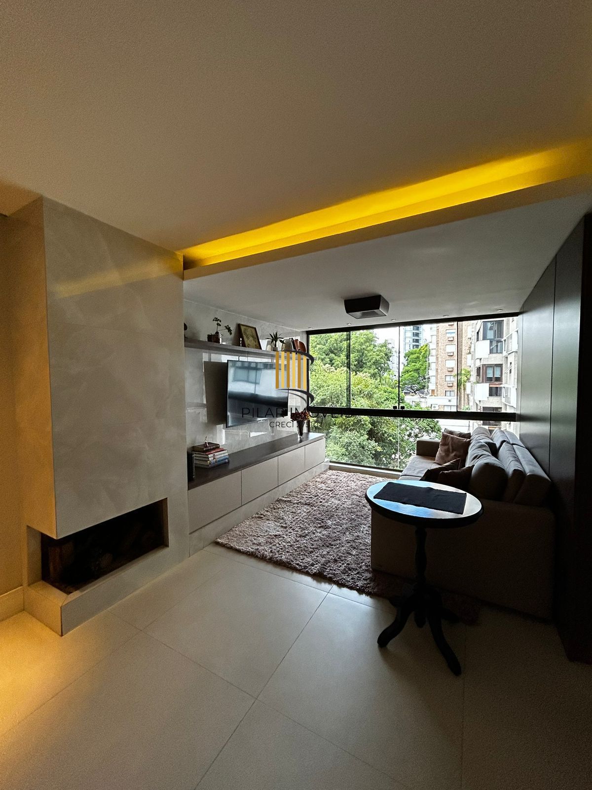 Amplo Apartamento de 183m² na Anita Garibaldi com 2 Vagas, Depósito e Projeto para Cobertura