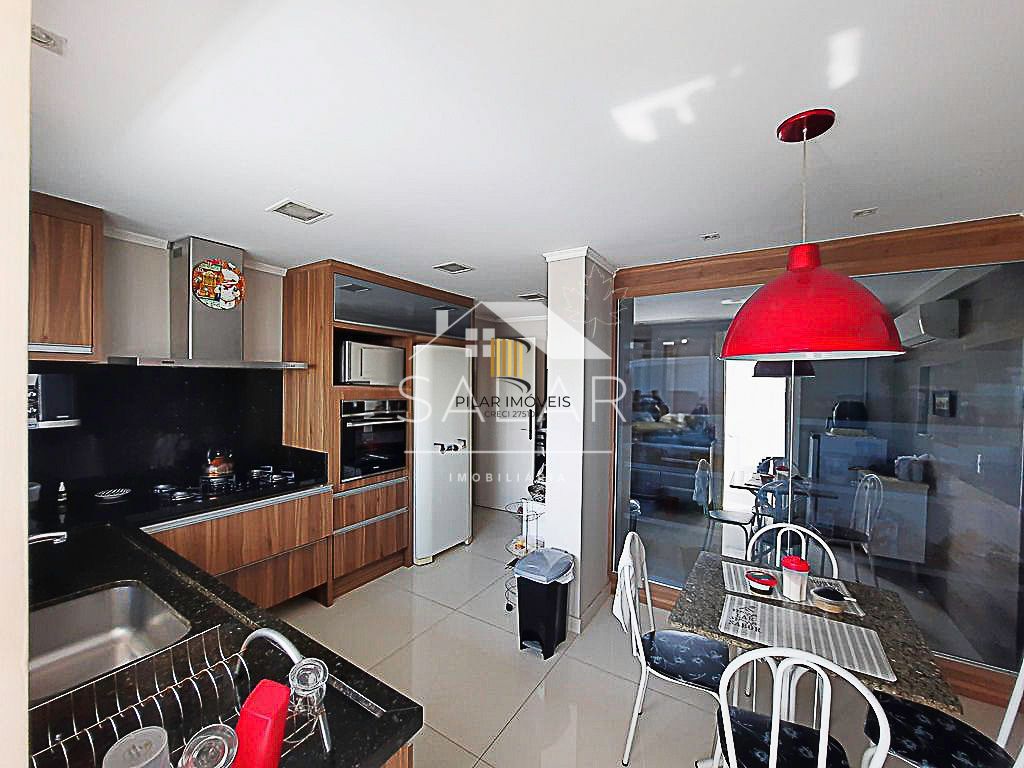 Apartamento de 02 dormitórios, no Bairro Menino Deus, Porto Alegre/RS