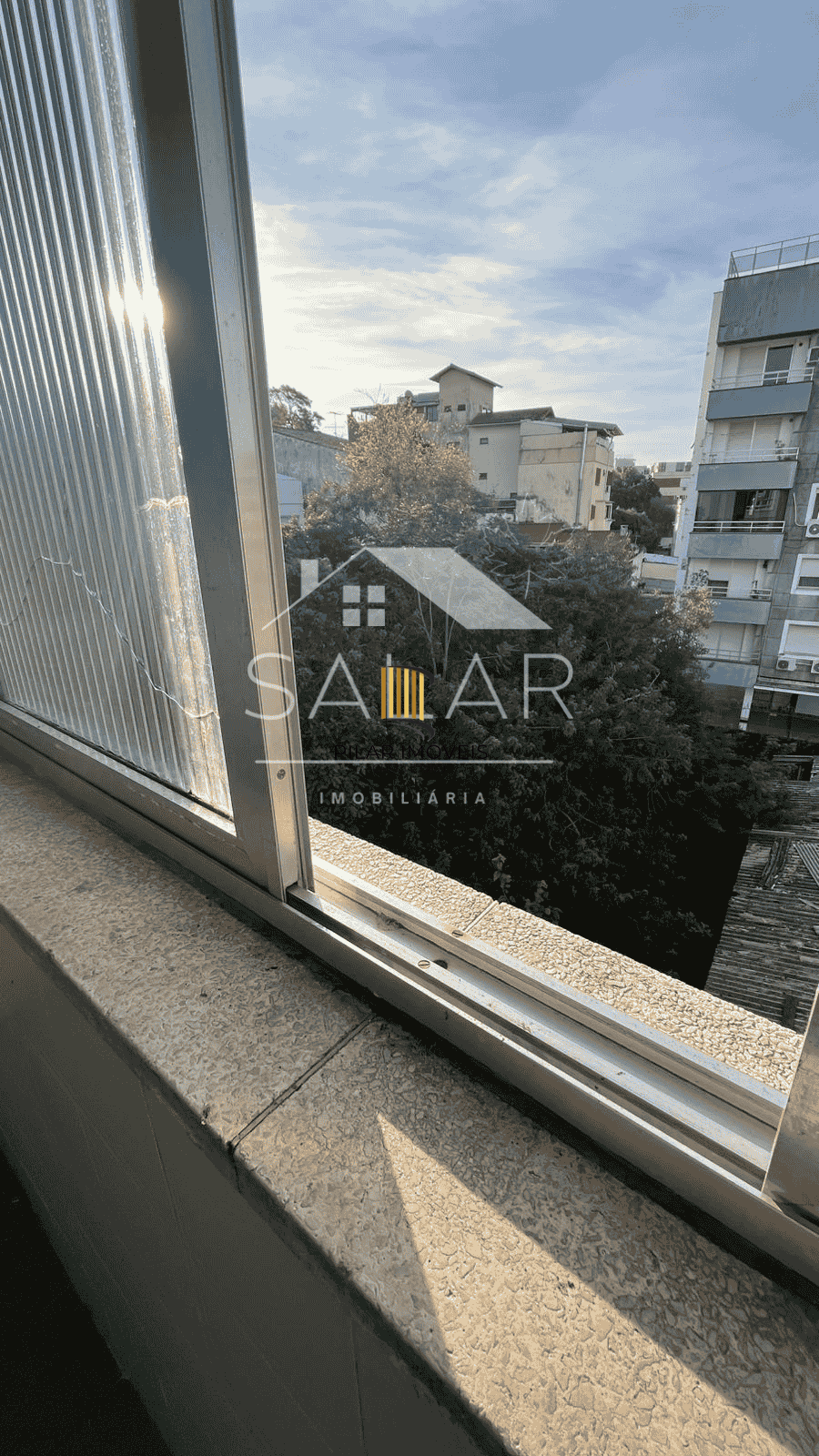 Apartamento de 02 dormitórios, Bairro Medianeira, Porto Alegre/RS