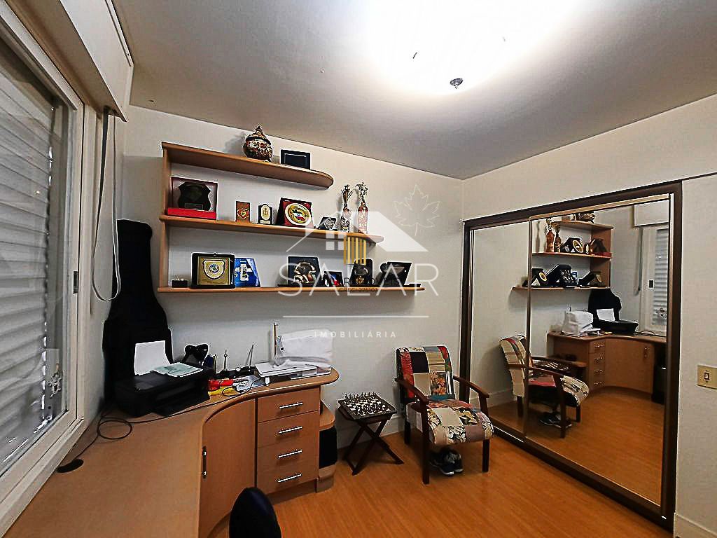 Apartamento de 02 dormitórios, no Bairro Menino Deus, Porto Alegre/RS