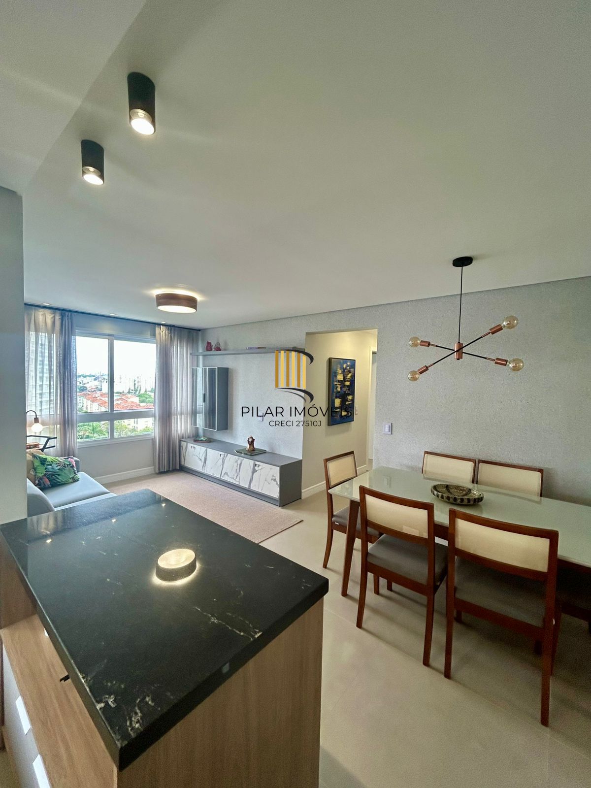 Excelente apartamento de 03 dormitórios, Bairro Vila Ipiranga, Porto Alegre/RS