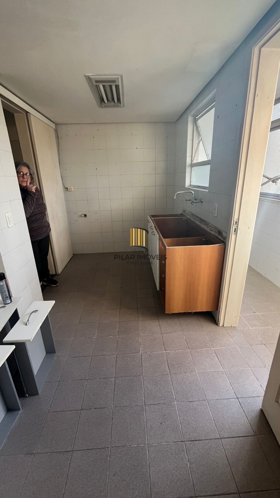 Apartamento de 02 dormitórios, Bairro Medianeira, Porto Alegre/RS