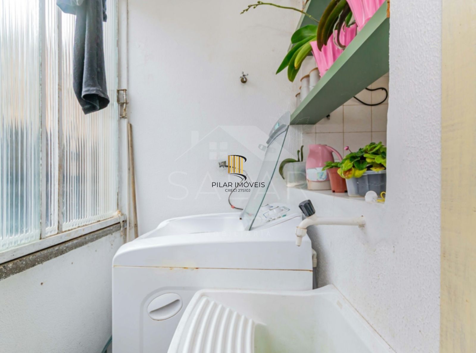 Viva com conforto e praticidade em um charmoso apartamento de 01 dormitório no Bairro Sarandi, em Porto Alegre.