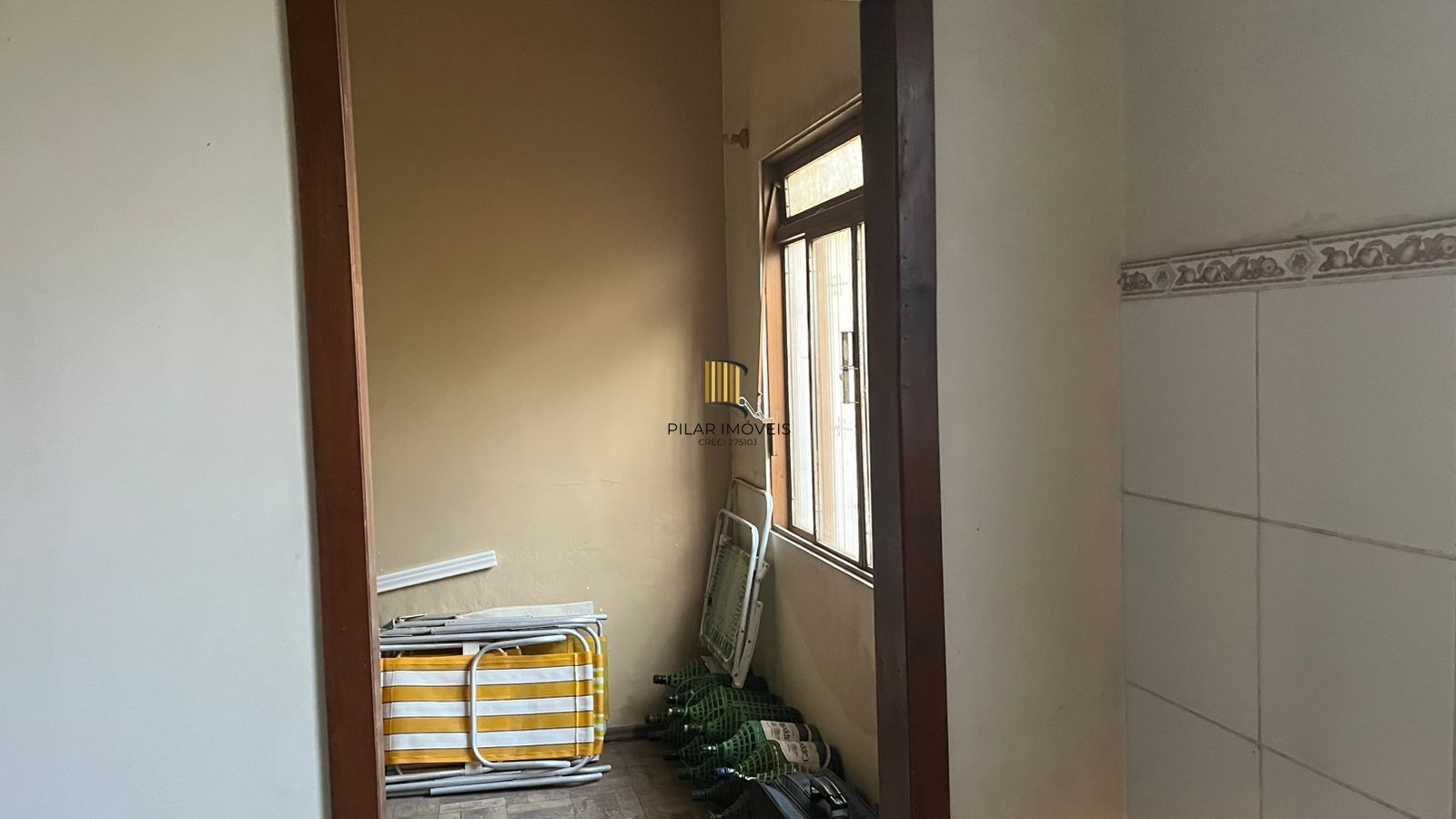 Terreno com duas casas no pátio, Bairro Teresópolis, Porto Alegre, Rio Grande do Sul