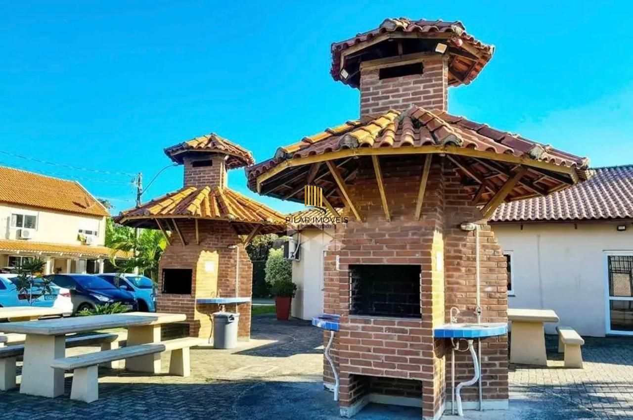 Casa de Condomínio 2 dormitórios no bairro Passo da Areia