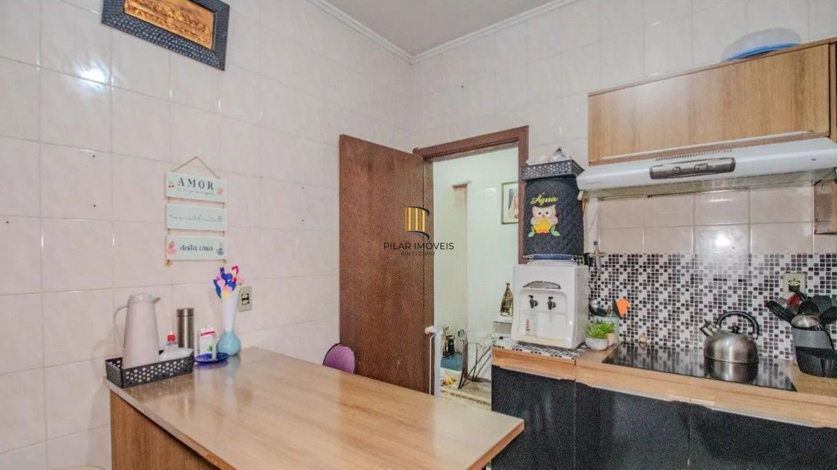 Apartamento térreo, Bairro IAPI, Porto Alegre/RS