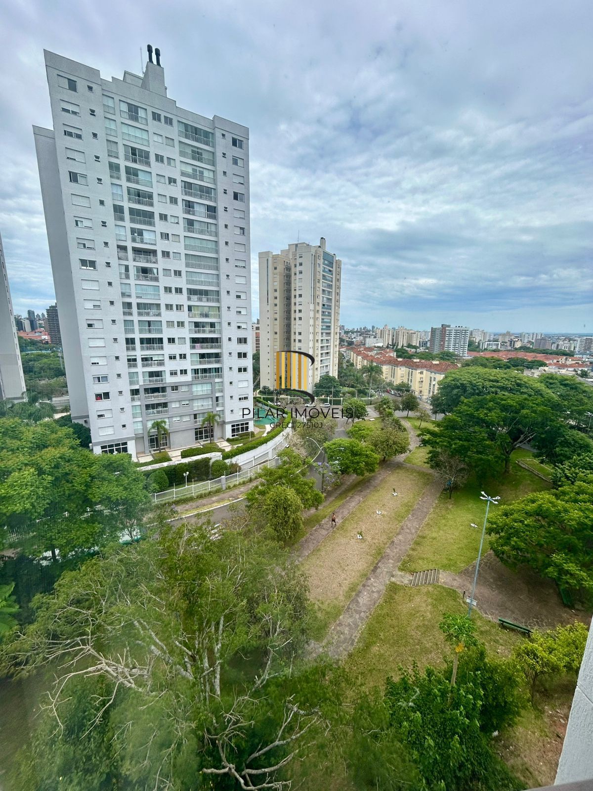 Excelente apartamento de 03 dormitórios, Bairro Vila Ipiranga, Porto Alegre/RS