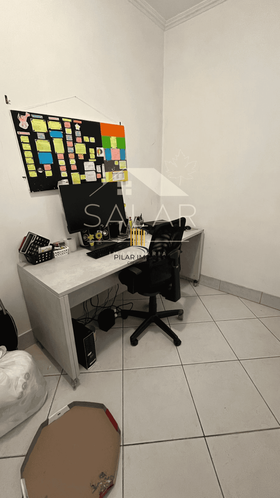 Cobertura com 03 dormitórios, Bairro Passo da Areia, Porto Alegre/RS