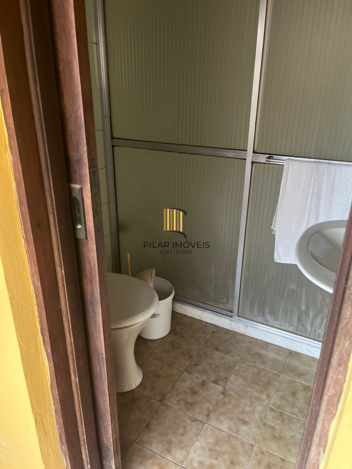 Casa ampla com potencial residencial e comercial | 220m² | Porto Alegre, Rio Grande do Sul