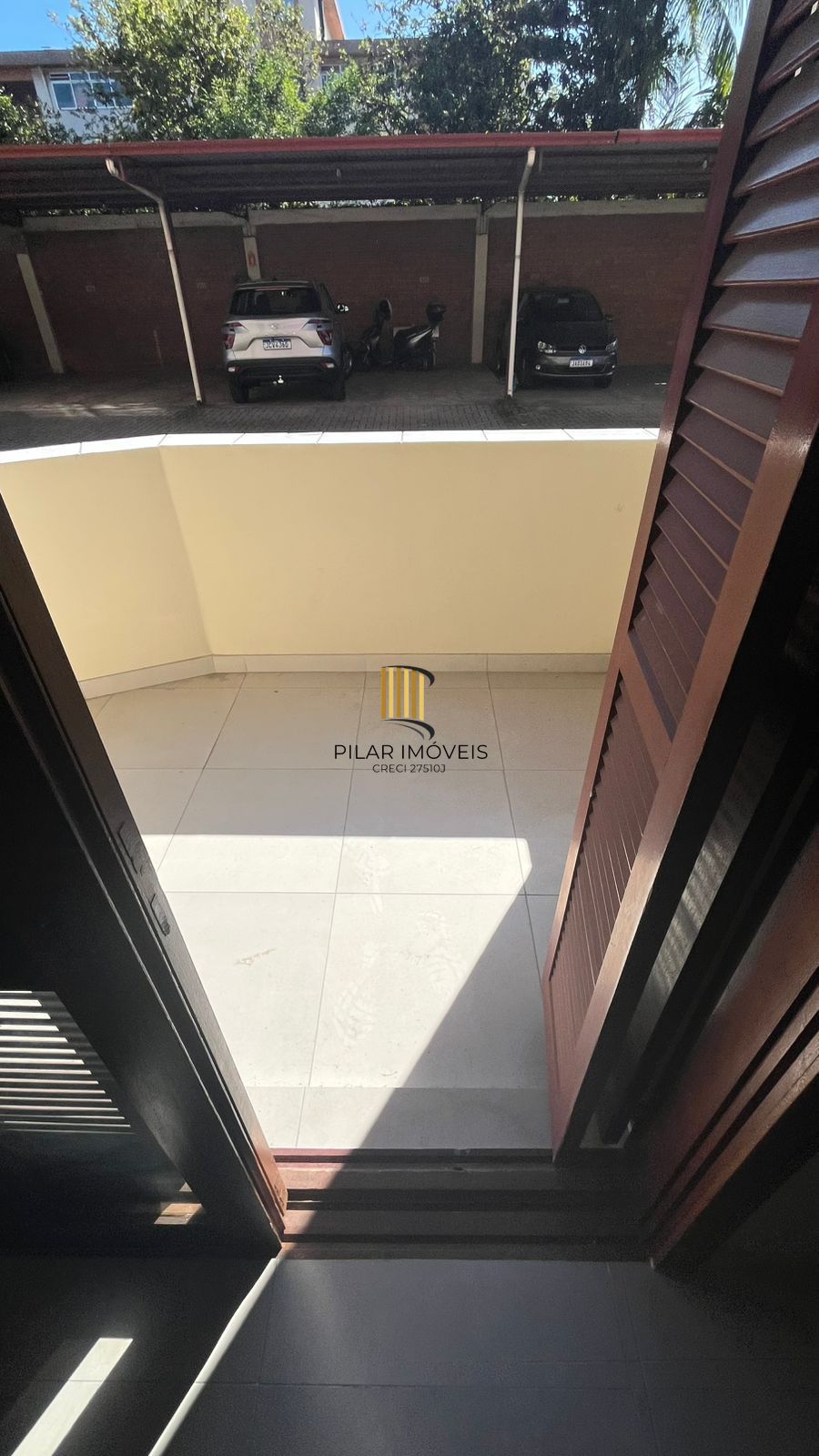 Apartamento com sacada, Bairro Nossa Senhora das Graças, Canoas/RS