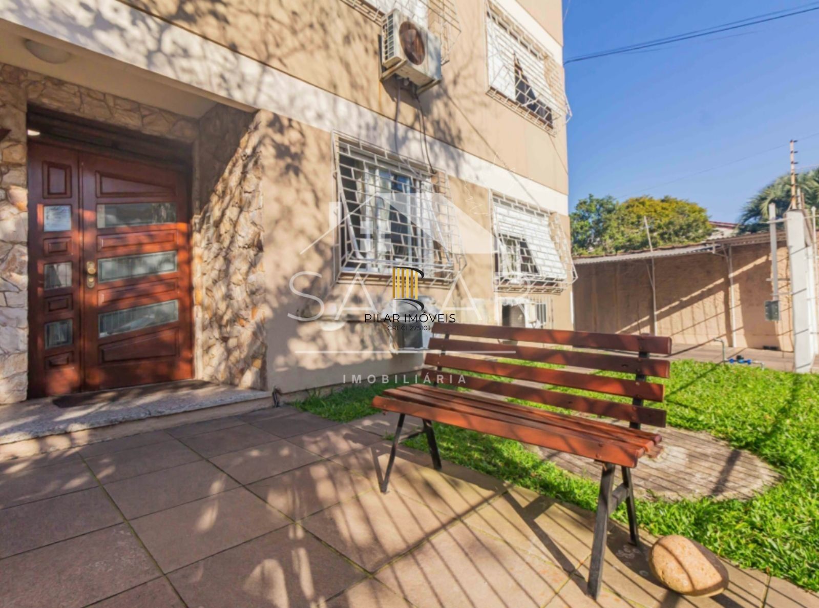 Viva com conforto e praticidade em um charmoso apartamento de 01 dormitório no Bairro Sarandi, em Porto Alegre.