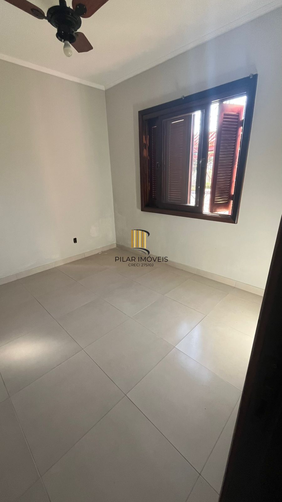 Apartamento com sacada, Bairro Nossa Senhora das Graças, Canoas/RS