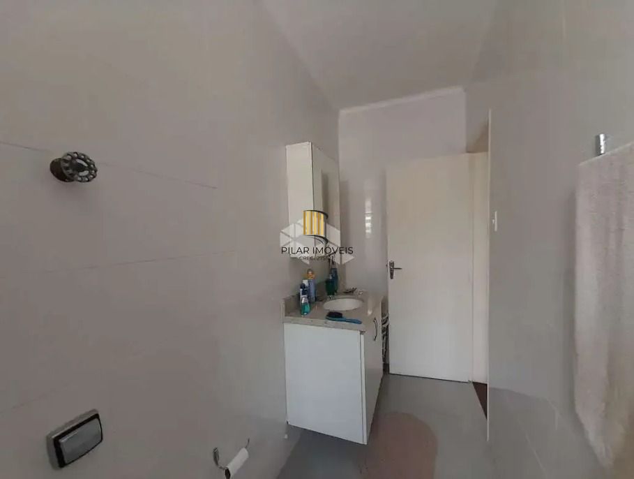 Apartamento 1 dormitório, semimobiliado, reformado, no Bairro navegantes, Porto Alegre/RS